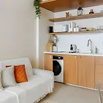 Studio Between Copacabana & Ipanema Beach